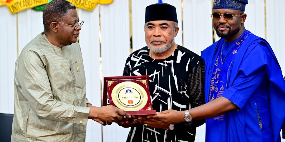 Bola Ahmed Tinubu’s re-election momentum grows as Zack Orji leads RTIFN medical outreach, solidarity rally