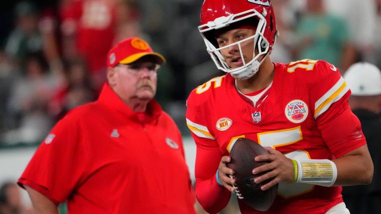 Patriots outdueled Chargers, Chiefs, Bills for disgruntled $96 million ex-Eagles star WR, per report