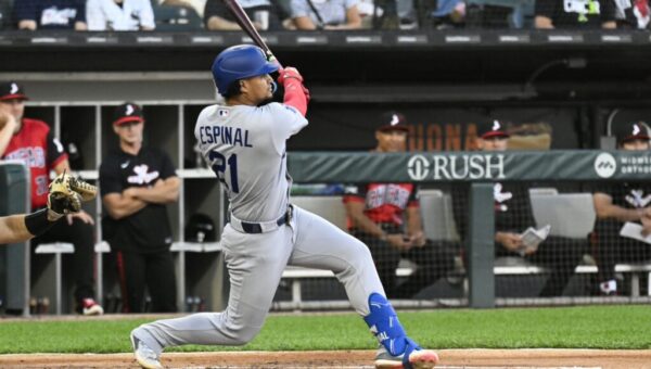 Dodgers’ Santiago Espinal Declares Free Agency After DFA