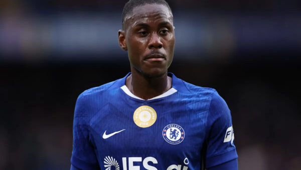 Como make enquiry to sign Chelsea centre-back Chalobah