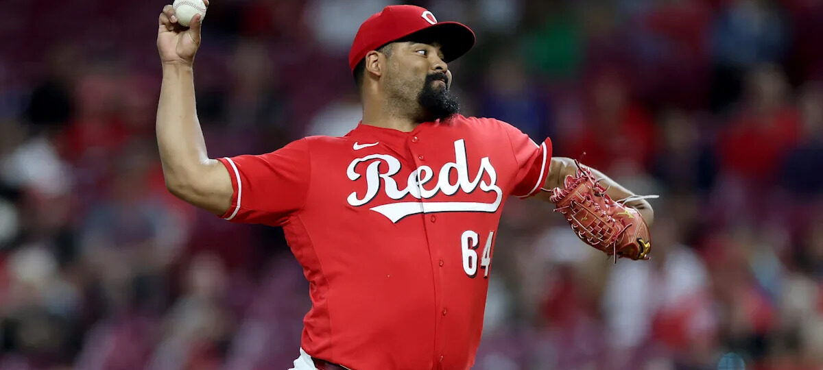 Another gut punch for Reds bullpen as Tony Santillan hits injured list