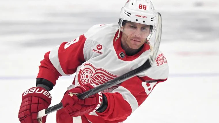 Red Wings get Patrick Kane retirement, free agent update