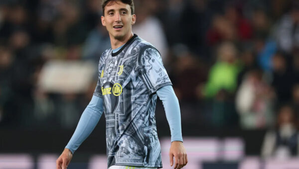Barcelona not interested in Juventus fullback despite recent reports