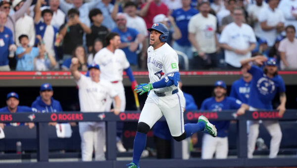 Meet the Mess! Mets outfield boots it around as Toronto's Springer scores Little League homer