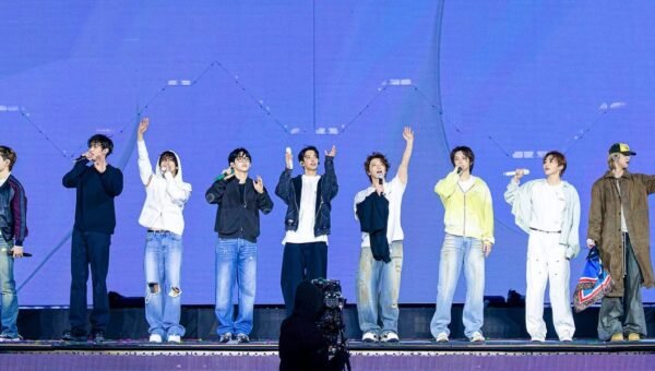 An app made viral by K-pop's top stars asks people to share what AI can't replace: an unedited glimpse of real life