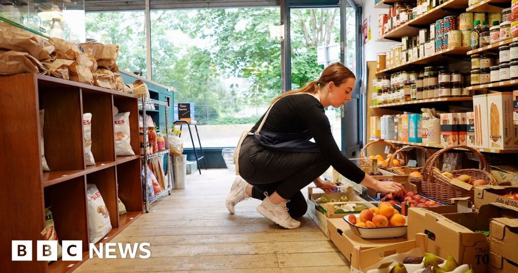 Inflation unexpectedly steady as food price rises slow