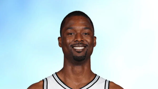 Harrison Barnes on Victor Wembanyama: 'He has no problem responding'