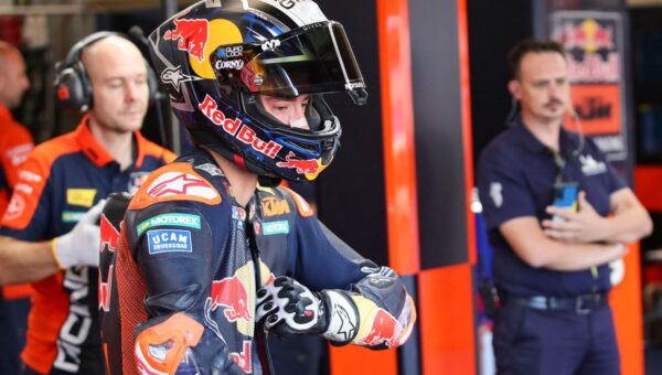 Pedro Acosta to get surgery after wrist issue leads to Dutch GP retirement