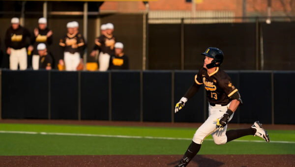 Veteran infield transfer commits to Auburn baseball