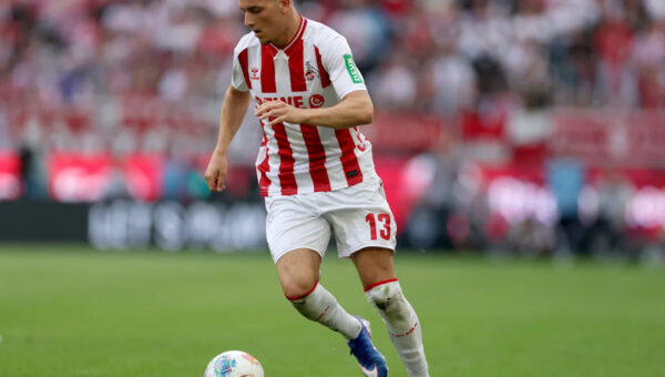 Bundesliga Winger Wants To Join Chelsea This Summer: Should Alonso Get Him On Board?