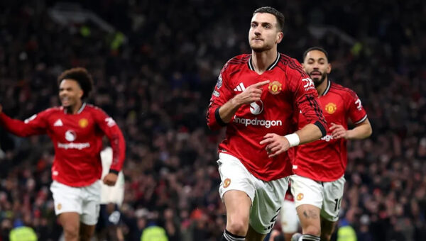 “I’m sure of it”: Diogo Dalot issues confident rallying cry as he targets major success