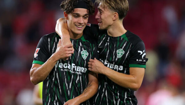 Only one Barcelona loanee still has realistic path back into Hansi Flick’s plans