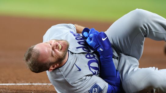 Muncy injury concern looms as Dodgers fall on Marte walk-off