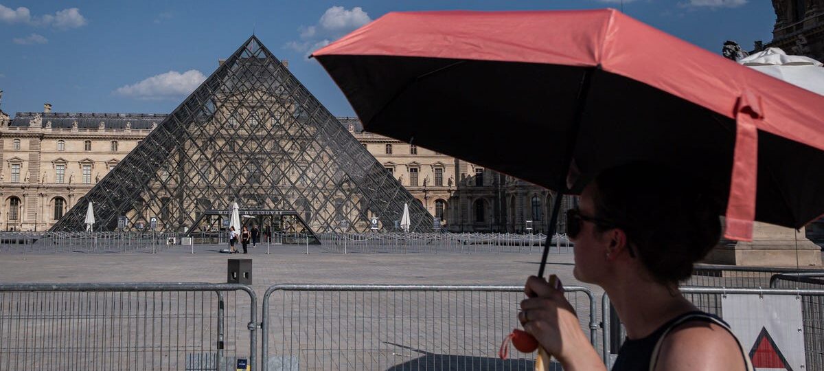 Canceled trains, early closures, and ice cream shortages: Photos show the impact of the European heat wave