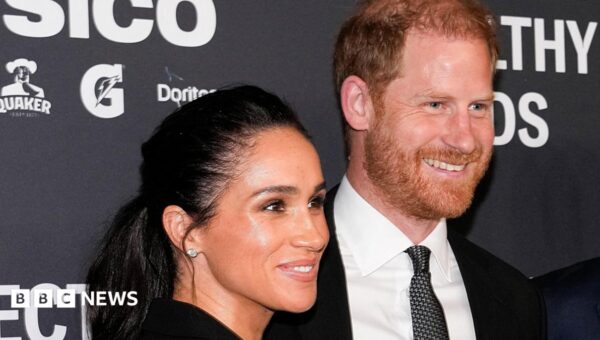 Harry still hoping to bring Meghan and children on UK visit