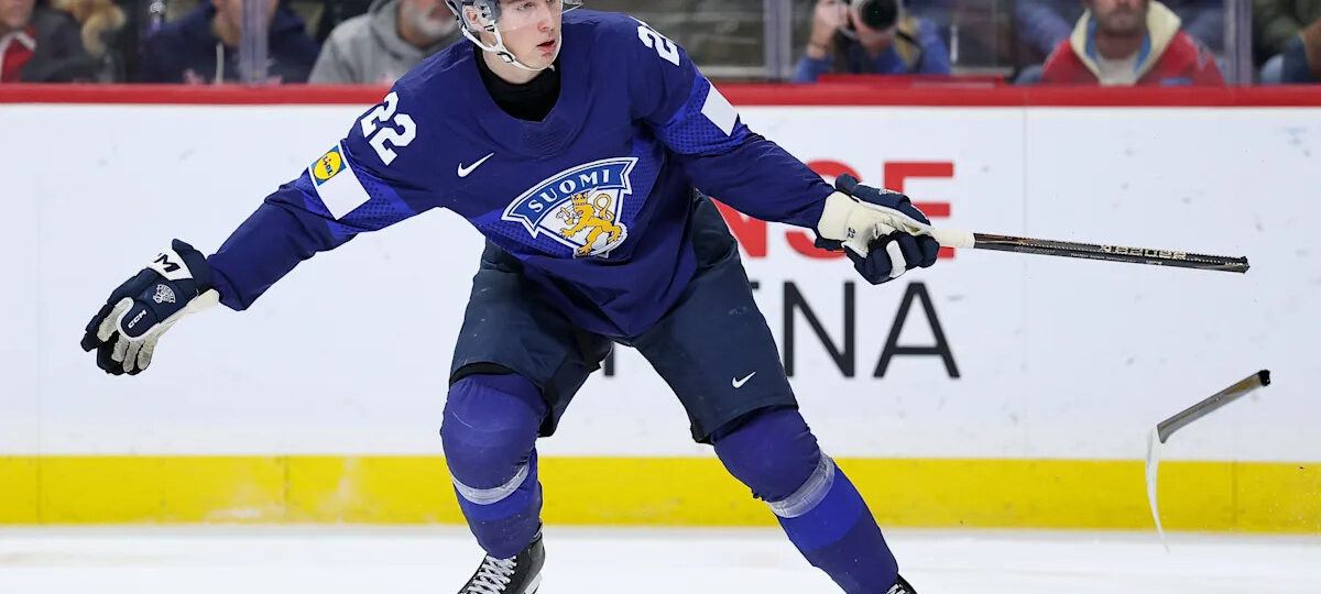 Is Oscar Hemming related to Stars prospect Emil Hemming?