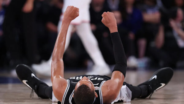 Y! Sports AM: Spurs bounce back