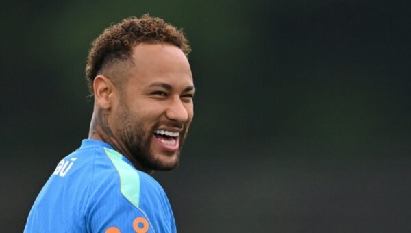 Brazil aim for last 32 as World Cup goes into hectic phase