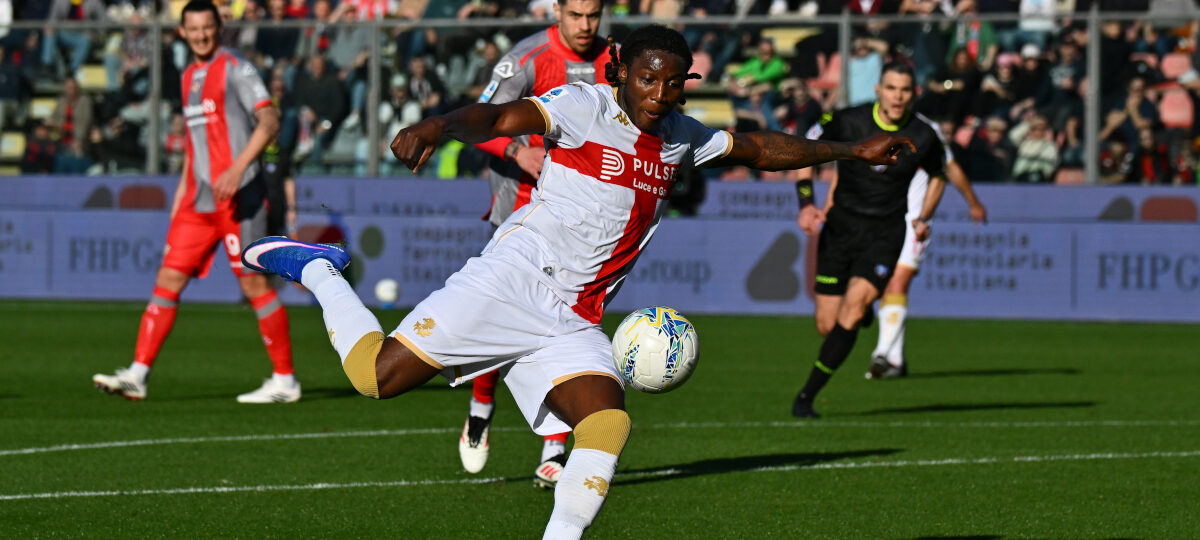 Napoli target Former Arsenal defender Norton-Cuffy in €20m deal