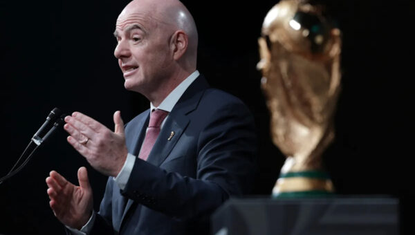 ‘We’re in America’ – Premier League legends slam World Cup hydration breaks