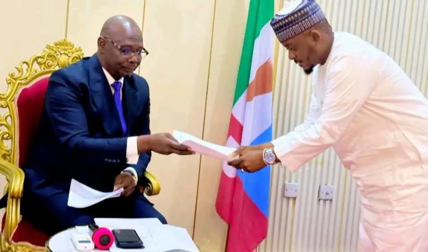 2027: Gov Sule presents INEC nomination forms to APC National Assembly candidates in Nasarawa