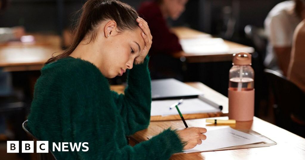 Significant changes to new GSCEs in Wales likely after burnout concerns