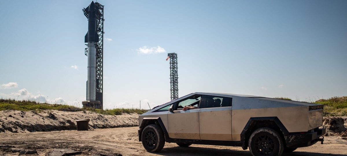 Better off together? Investors weigh up a potential SpaceX-Tesla merger