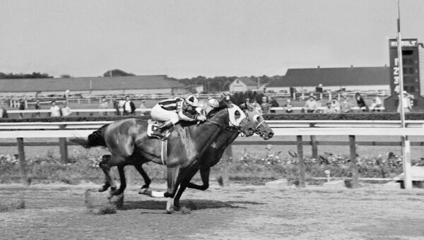 Final stretch: NYC’s last horse track, Aqueduct, ending live races