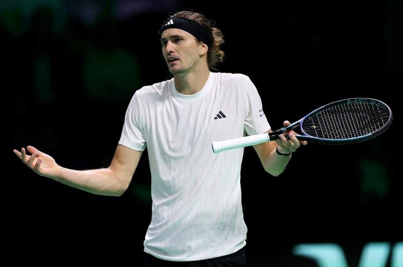 Jim Courier reacts in disbelief to controversial treatment of Alexander Zverev during Roland Garros Final