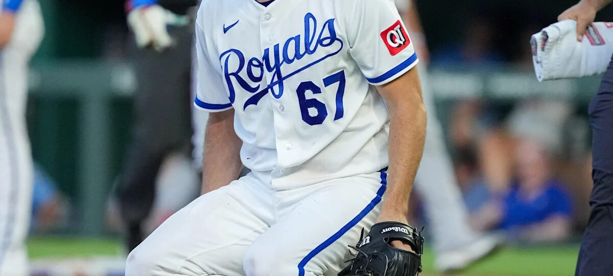 Royals lose a wild one to the Rangers