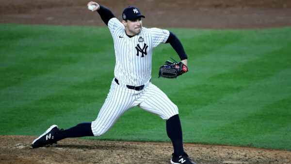 Former Yankees playoff hero joins rival Red Sox