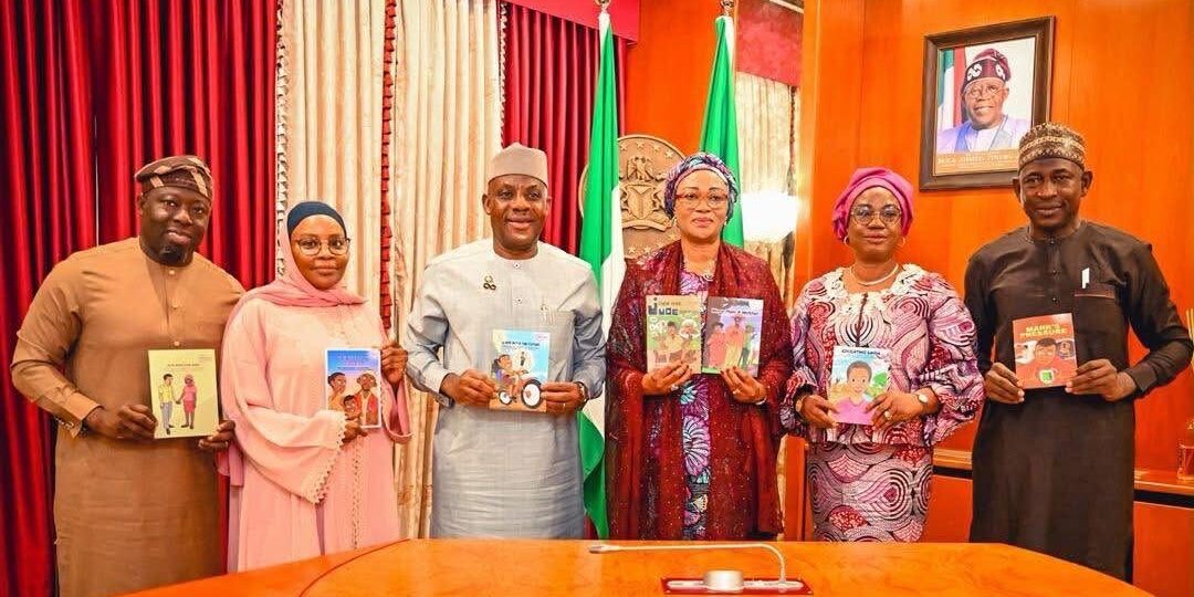 First Lady Donates 140,000 Books to Public School Libraries Nationwide