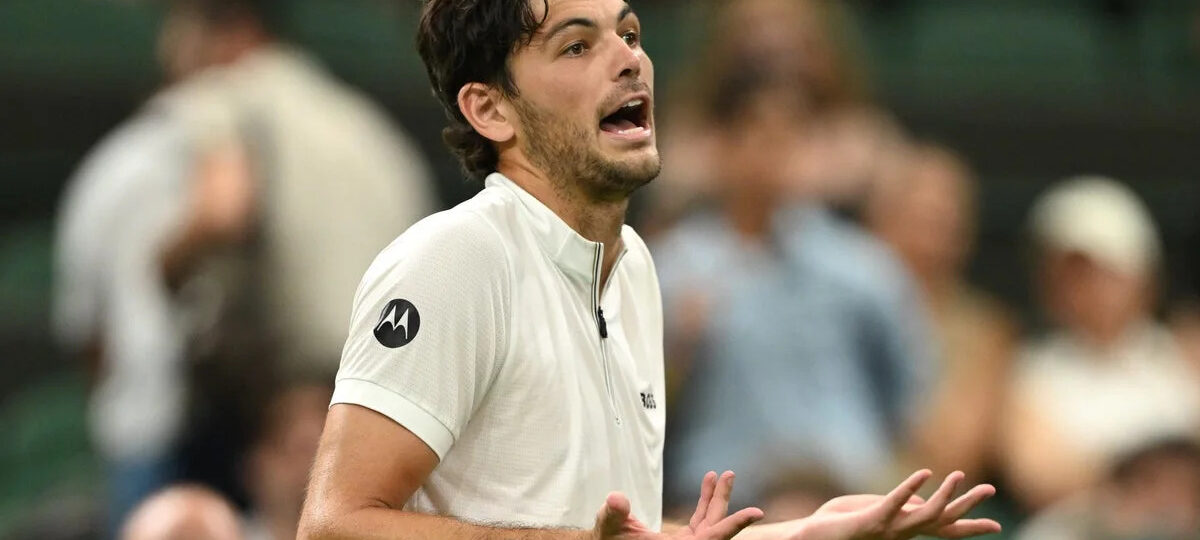 What time is the Wimbledon curfew and why does it exist?