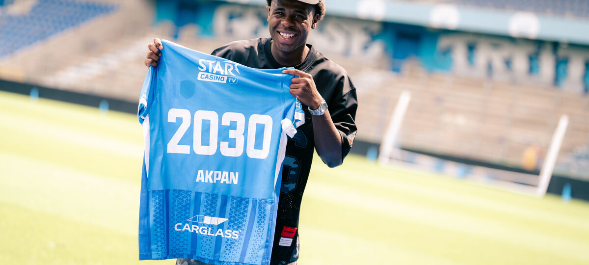 Transfer: KRC Genk hand Akpan new four-year contract