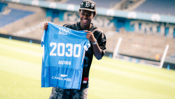 Transfer: KRC Genk hand Akpan new four-year contract