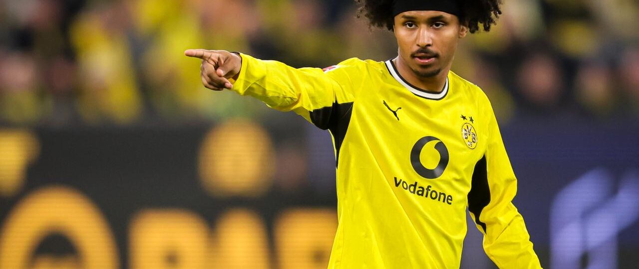 Transfer: Dortmund want three Barcelona players amid Karim Adeyemi interest