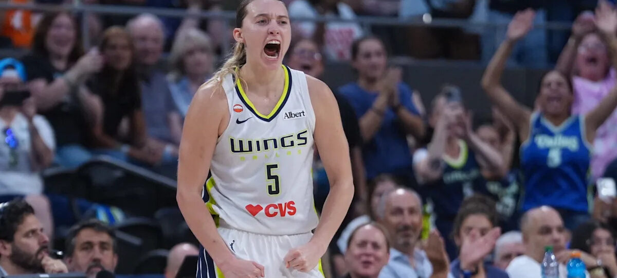Paige Bueckers, Azzi Fudd do the usual in Hartford, win. This time with Dallas Wings