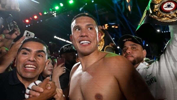 Canelo Alvarez addresses David Benavidez ‘duck’ accusations after rearranging fight: ‘It’s not fair’