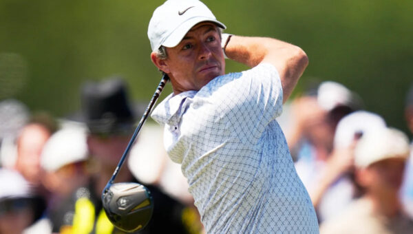 McIlroy and Cantlay are part of a 4-way tie for the early lead in the Scottish Open