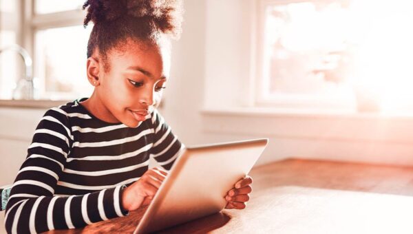 10 practical ways to control your child’s screen time