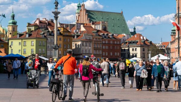 The 15 countries with the highest birth rates — and the 15 with the lowest