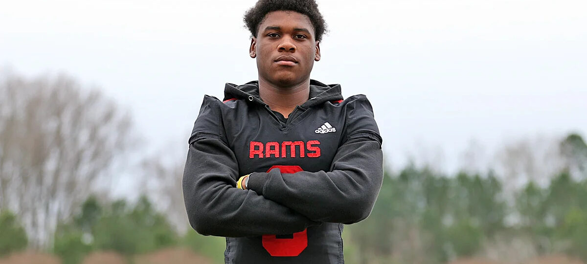 Summer offer leads to EDGE Jayden Broadie’s commitment to South Carolina