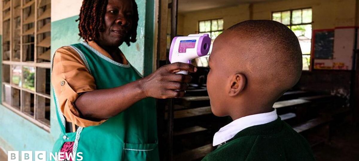 'Moment of joy' as Uganda discharges last Ebola patient
