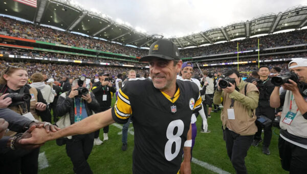 Hines Ward has perfect reaction to Aaron Rodgers' final season