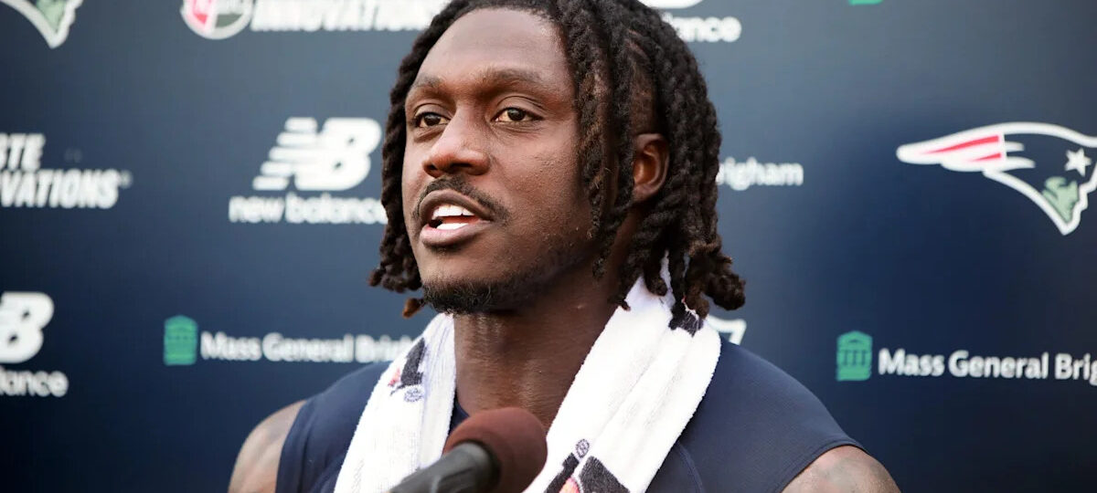 Ian Rapoport aims subtle dig towards A.J. Brown following his Philadelphia Eagles exit
