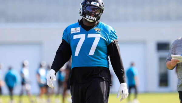 NFL talent evaluators leave Jaguars Anton Harrison off OT rankings