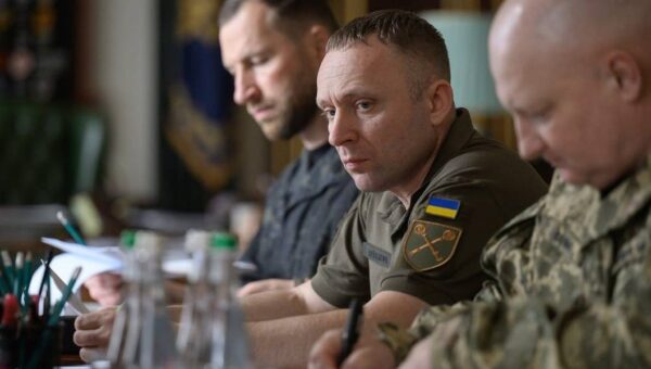 Someone cosplaying online as Ukraine’s new top general has already fooled thousands