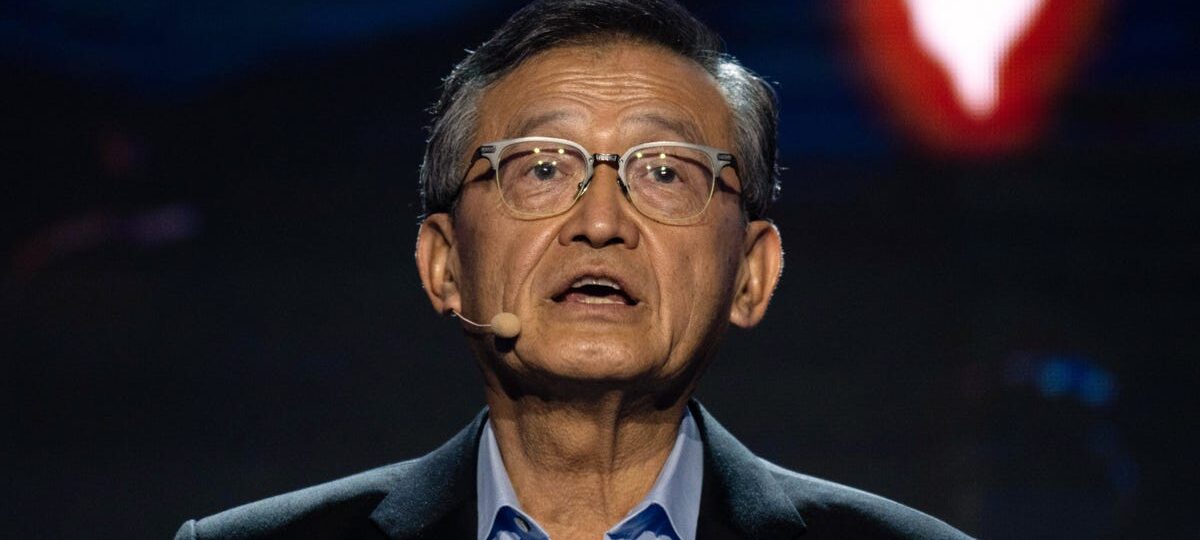 Intel looked like a fallen giant. Now it's posting its fastest revenue growth in 15 years.