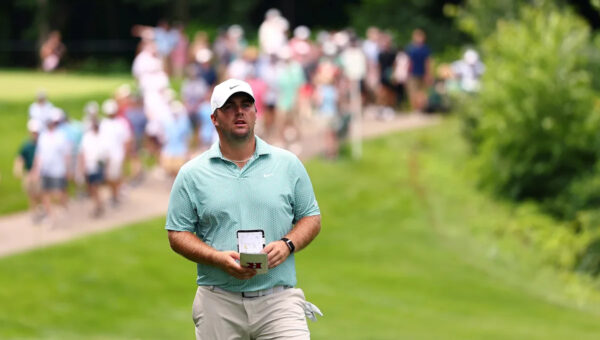 Chris Gotterup contending at John Deere Classic, an event he never considered skipping