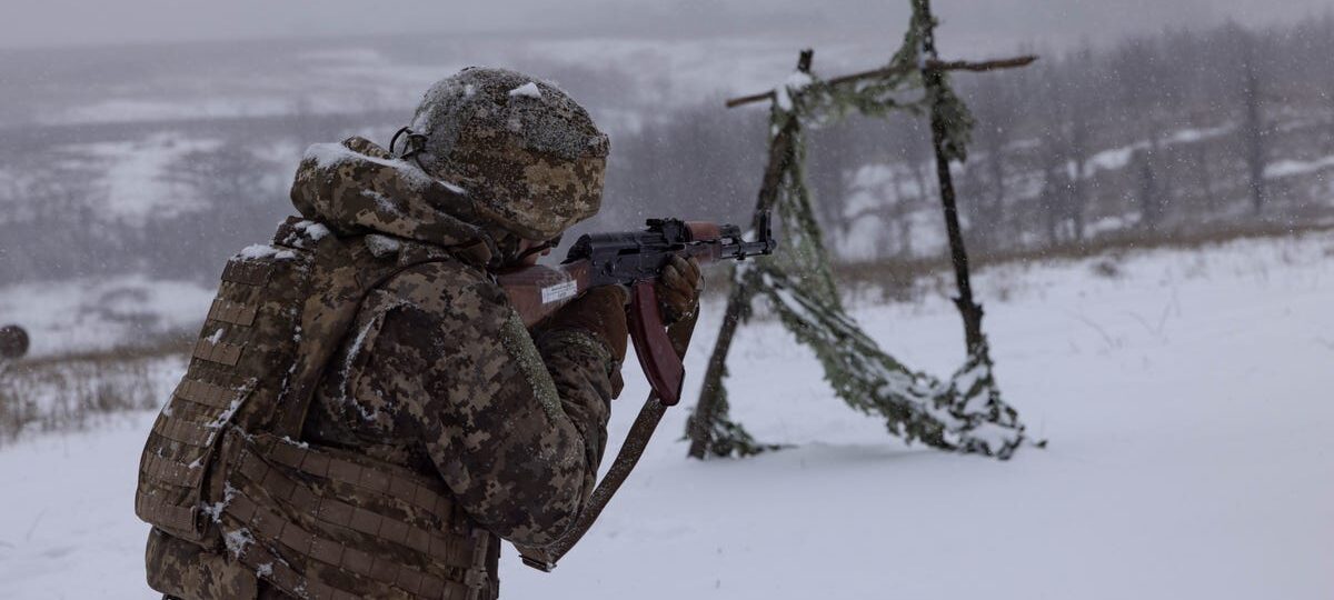 Ukrainian infiltration missions get a lot harder when winter strips away their cover, special operator says
